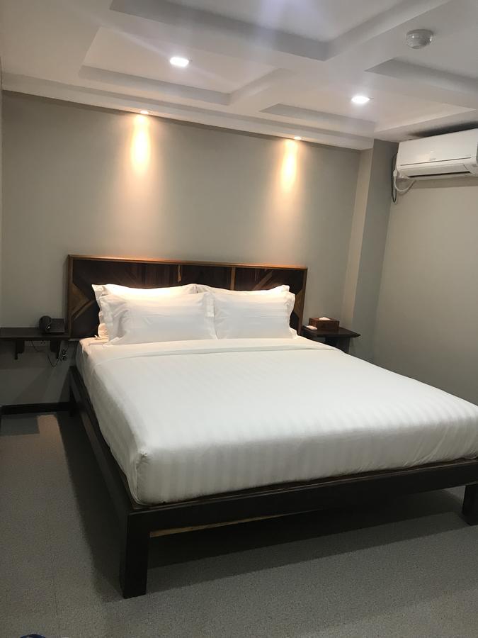 Tristar Hotel Yangon Exterior photo