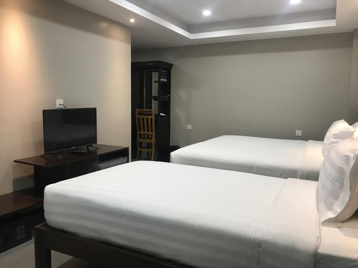 Tristar Hotel Yangon Exterior photo