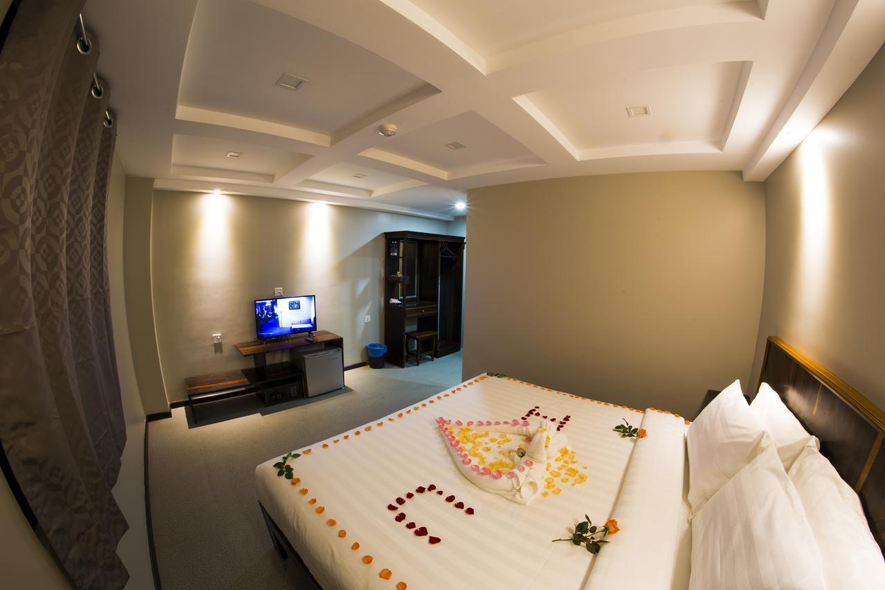 Tristar Hotel Yangon Exterior photo