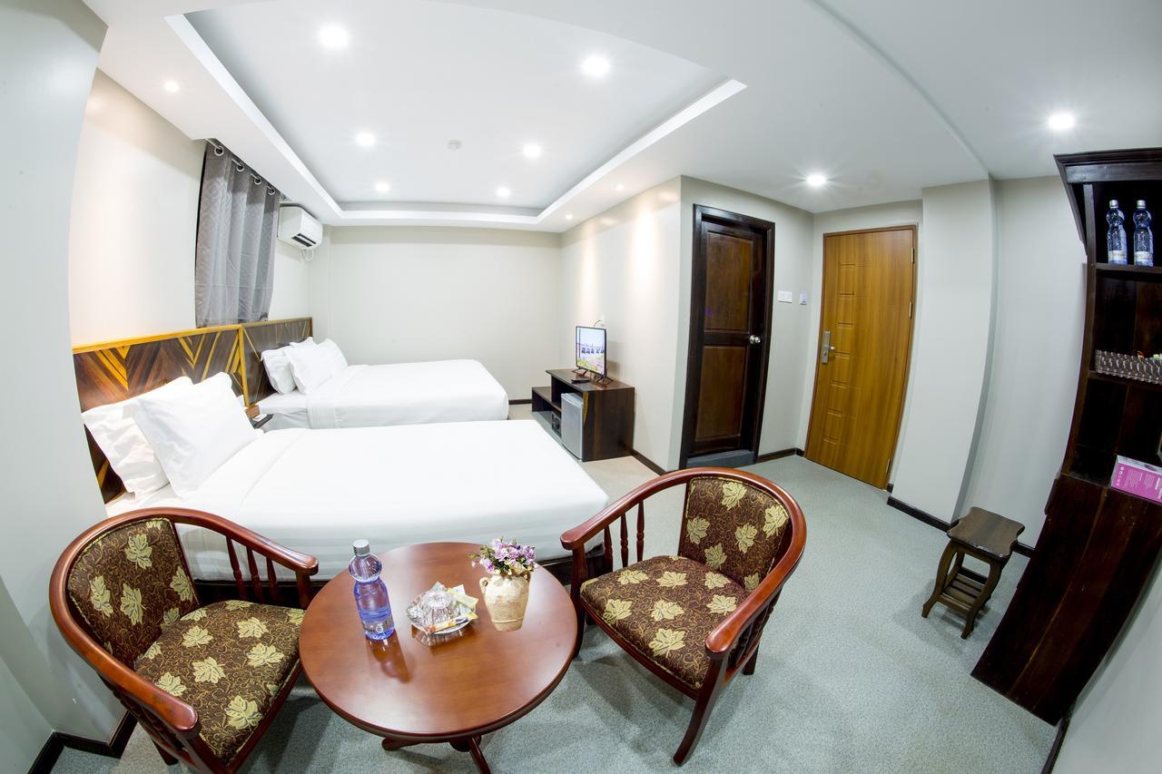 Tristar Hotel Yangon Exterior photo