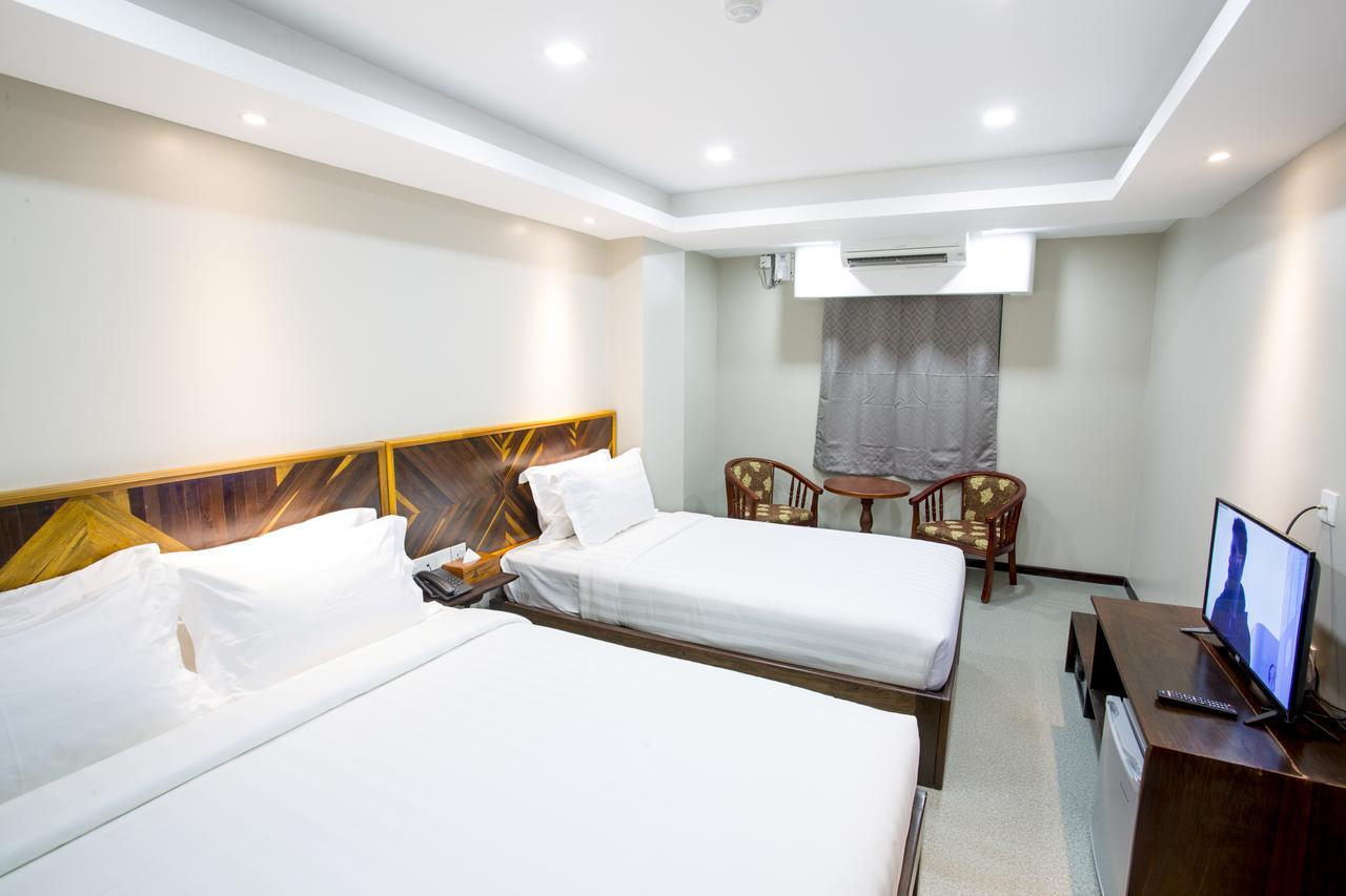 Tristar Hotel Yangon Exterior photo