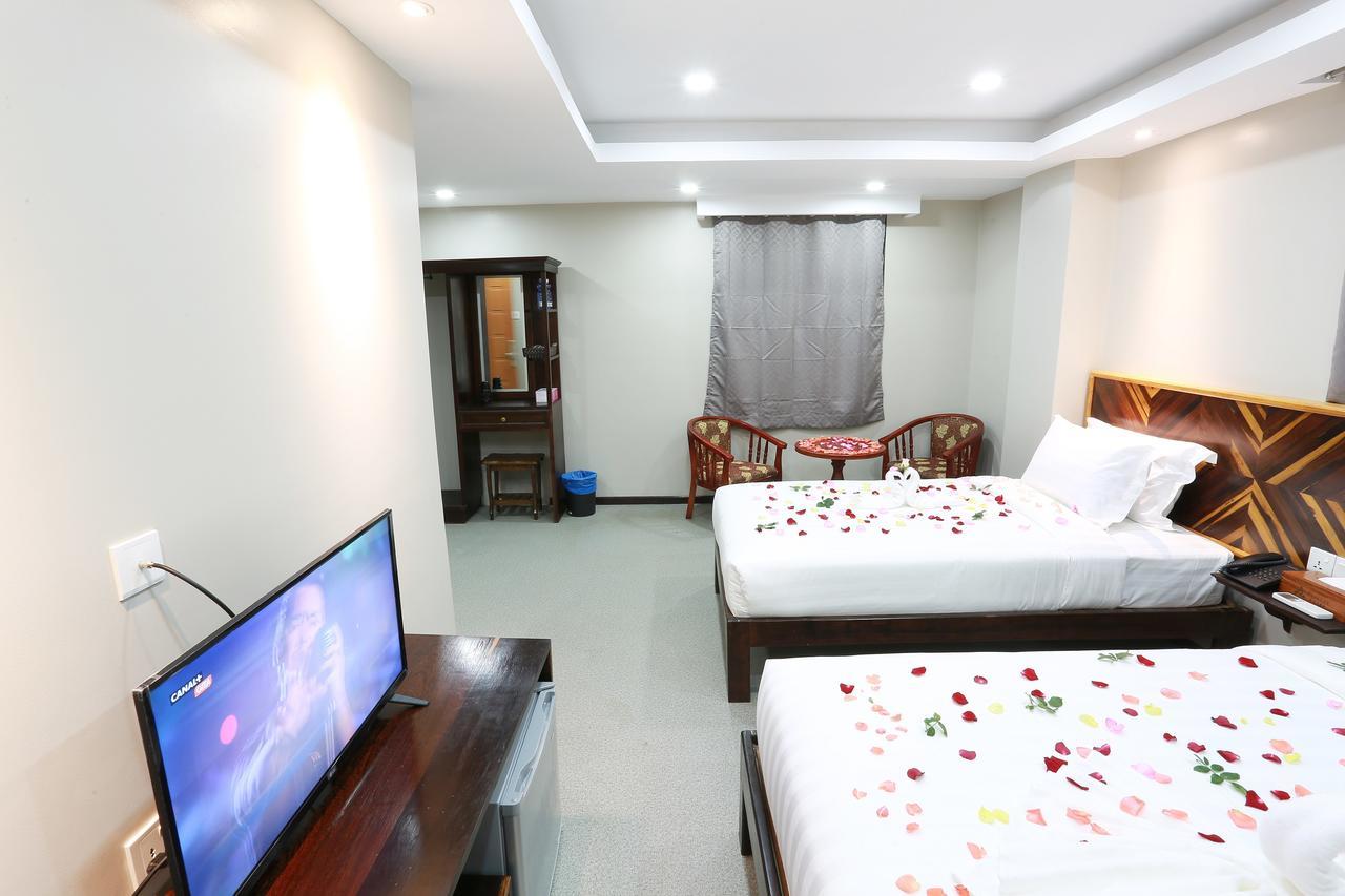 Tristar Hotel Yangon Exterior photo