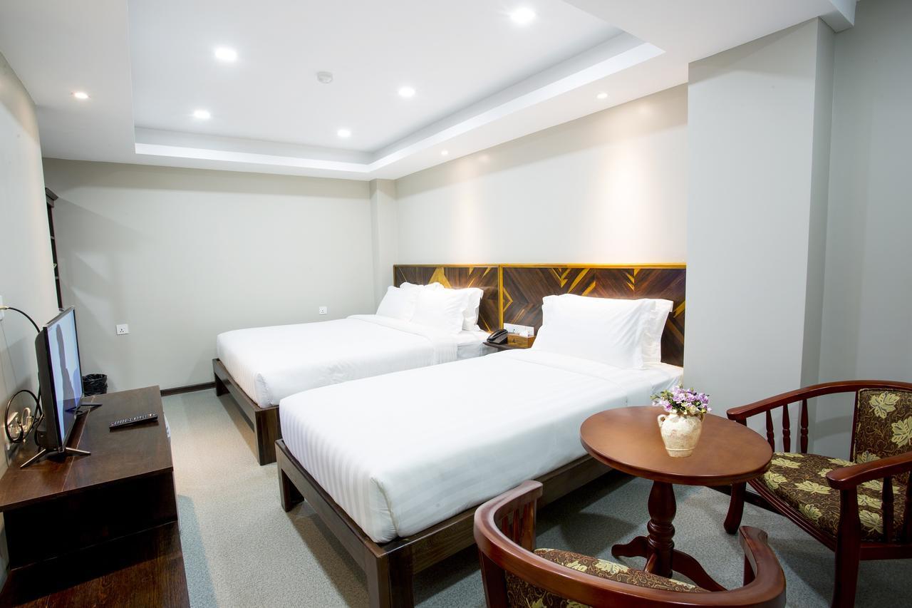 Tristar Hotel Yangon Exterior photo