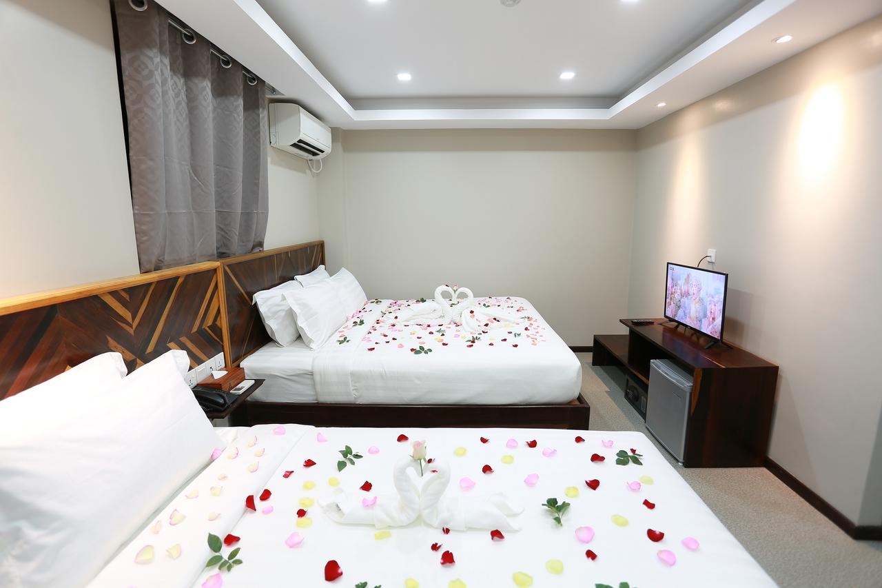 Tristar Hotel Yangon Exterior photo