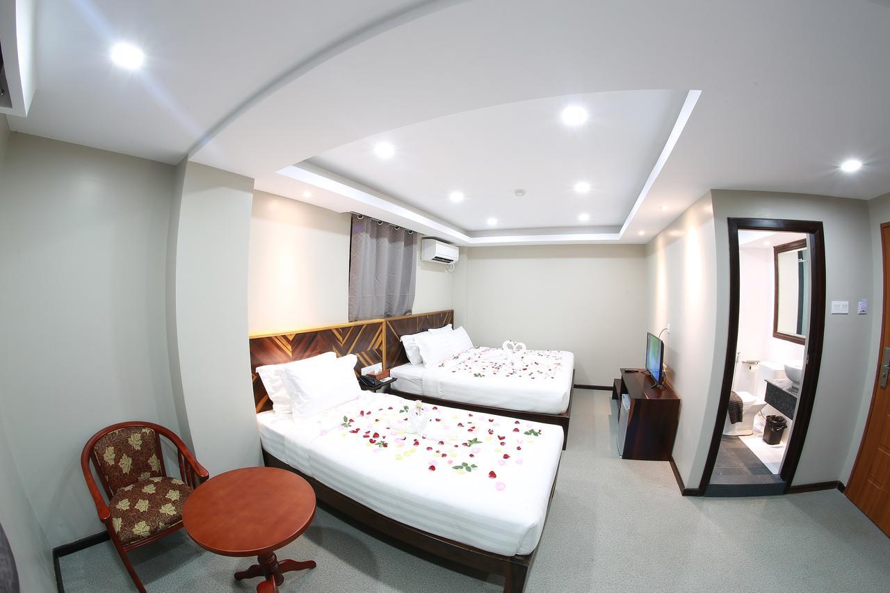 Tristar Hotel Yangon Exterior photo