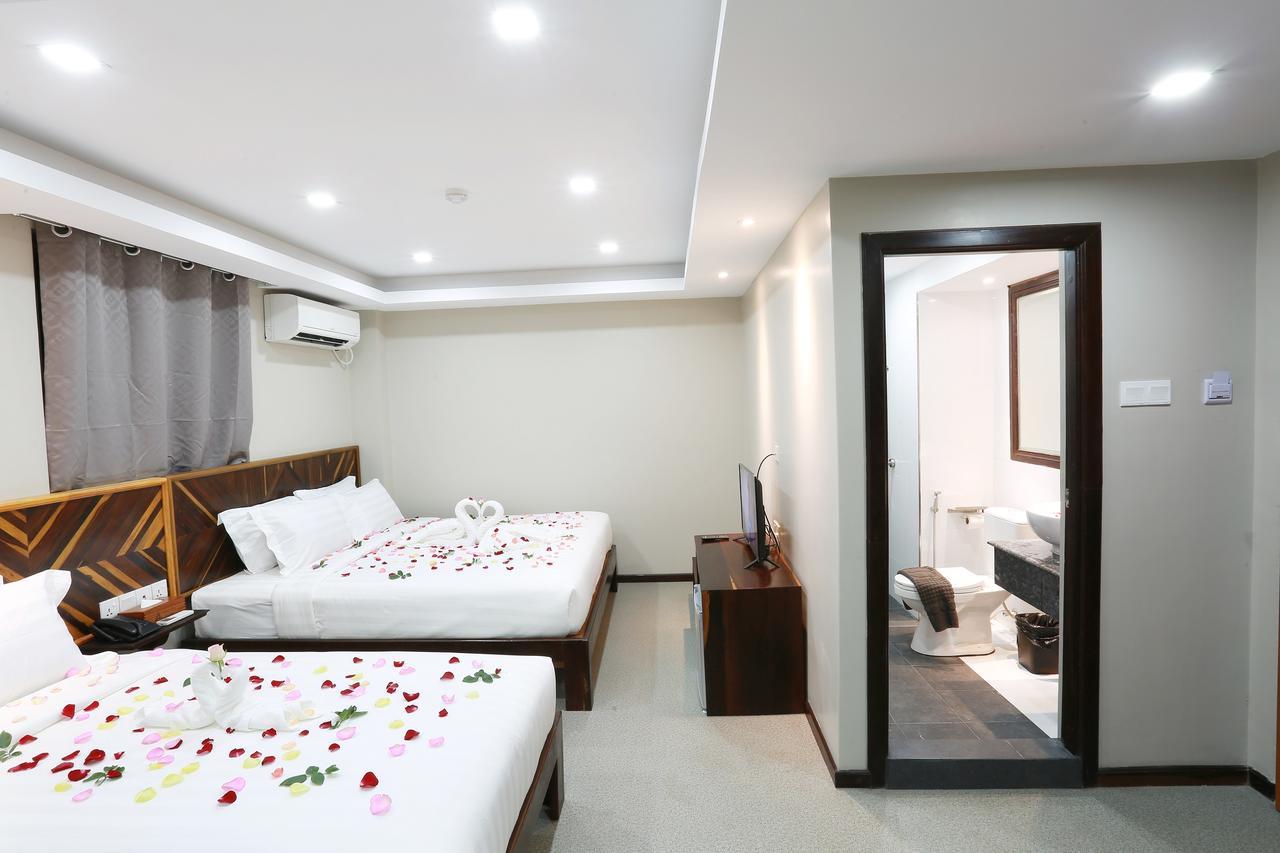 Tristar Hotel Yangon Exterior photo