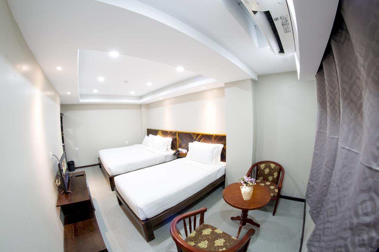 Tristar Hotel Yangon Exterior photo