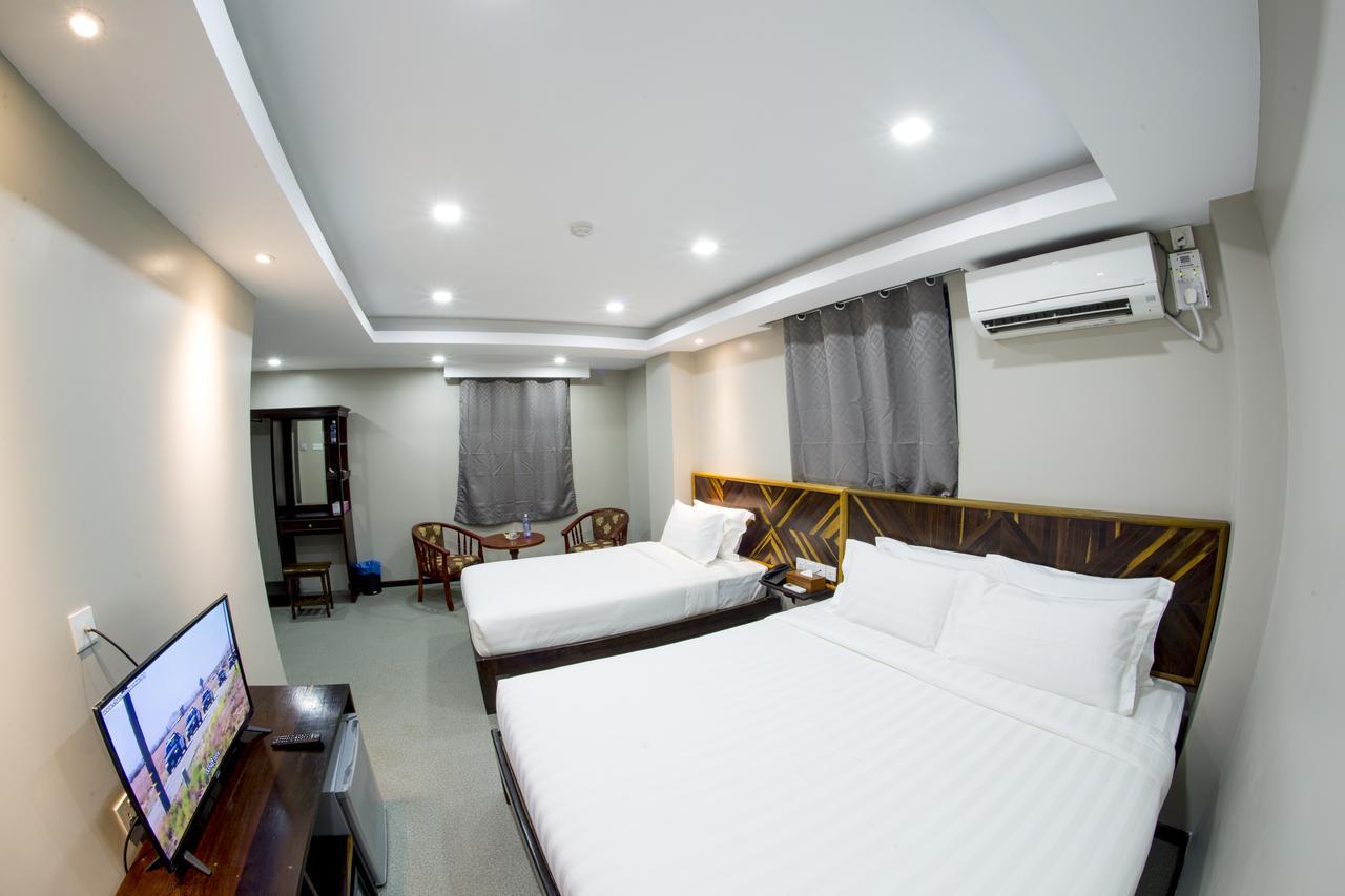 Tristar Hotel Yangon Exterior photo