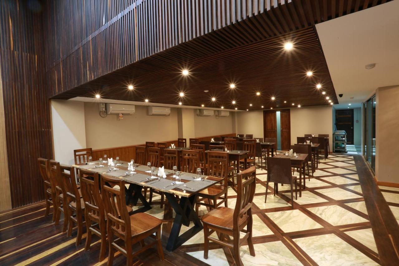Tristar Hotel Yangon Exterior photo