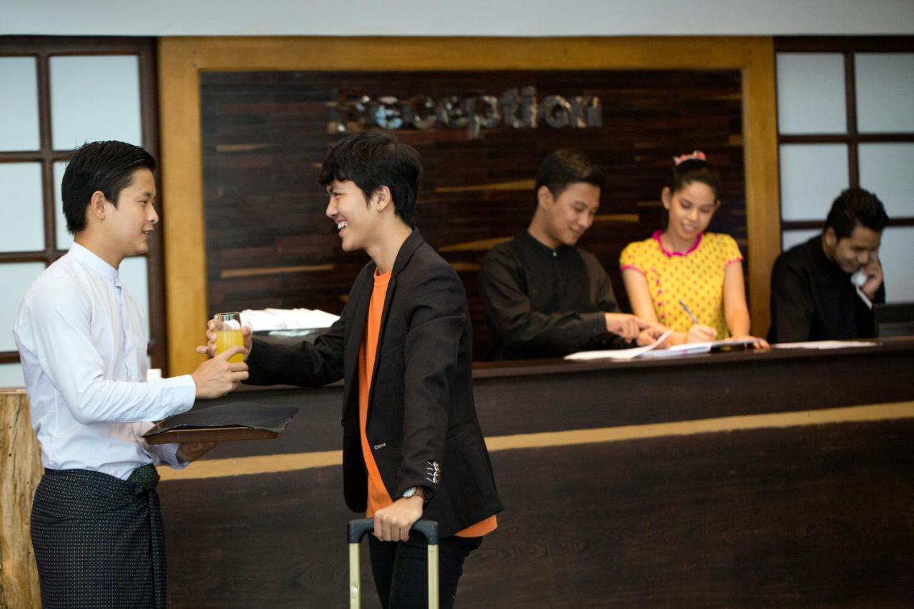 Tristar Hotel Yangon Exterior photo
