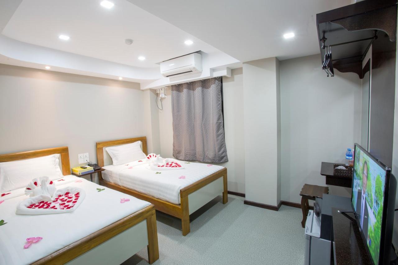Tristar Hotel Yangon Exterior photo