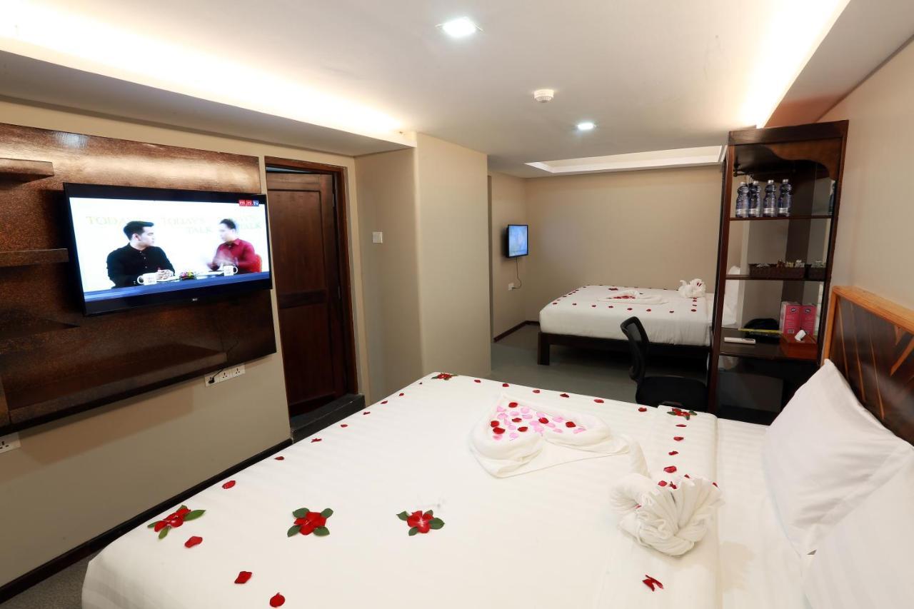 Tristar Hotel Yangon Exterior photo
